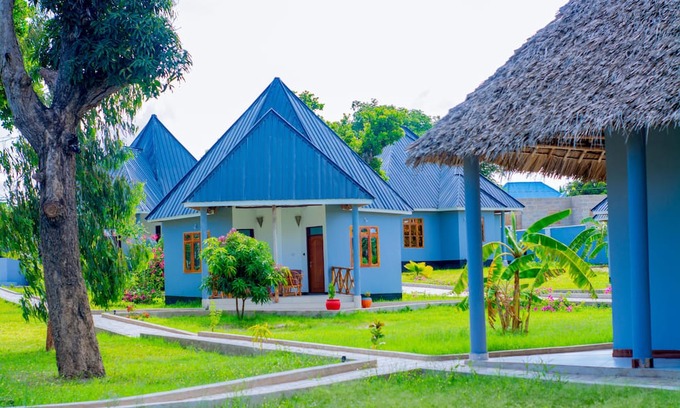 Mlingotini Hotel | Mapeni Lodge