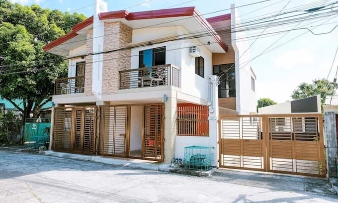Bacolod Casa | Carmen's Place A: 4- rm duplex, gated, safe, near