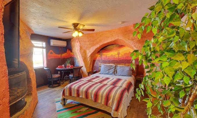 Shelley Apartamento | Adobo-Style Studio in Shelly w/ Shared Courtyard!
