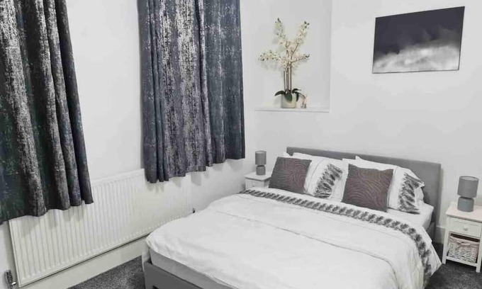 Selhurst Casa | Stunning 3-Bed House in Croydon