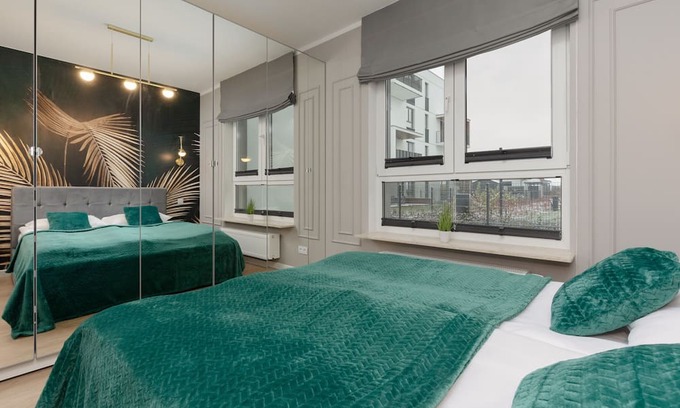 Warsaw Apartamento | Coopera 7F | Apartment with Two Bedrooms and a Garden | Parking | Warsaw
