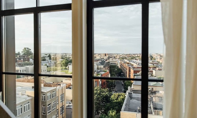 Adams Morgan Casa | Suite Serenity in Artsy DC, 4 Modern Units in Central Location!