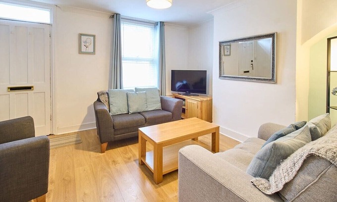 Canterbury Casa | Host & Stay | Prospect Place