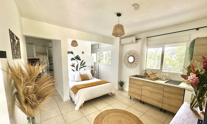 Dampierre Apartamento | Lodge Solehya Avec Bain à Remous Privé