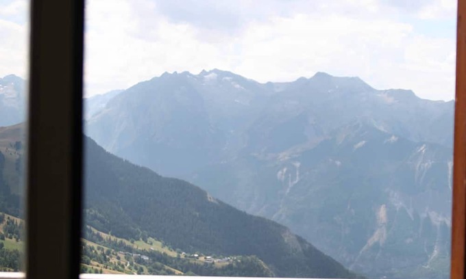 Eclose-Ouest Apartamento | Apartment Alpe d'Huez sleeps 5 - breathtaking mountain view - close to ski lifts