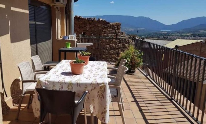 Talarn Apartamento | Apartment 'Lola Pis' with Mountain View, Wi-Fi and Air Conditioning