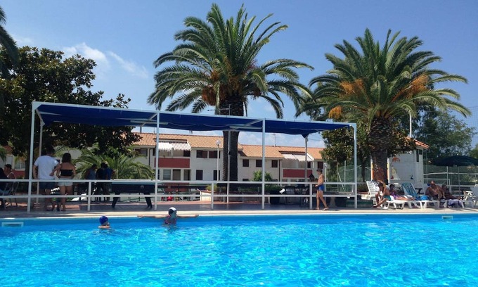 Falerna Apartamento | Holiday Apartment "Trilocale 34 Residence La Giungla" with Sea View, Shared Pool & Wi-Fi