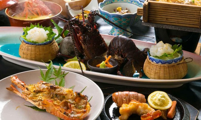 Minamikyushu Casa | Exquisite spiny lobster Half Board plan Nonsmoking Japanesestyle room with 12 tatami mats / Minamikyushu Kagoshima