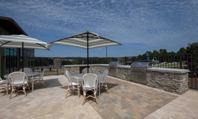Pelham Apartamento | Brand new Apt |Oak Mt St Park | Lots of Amenities