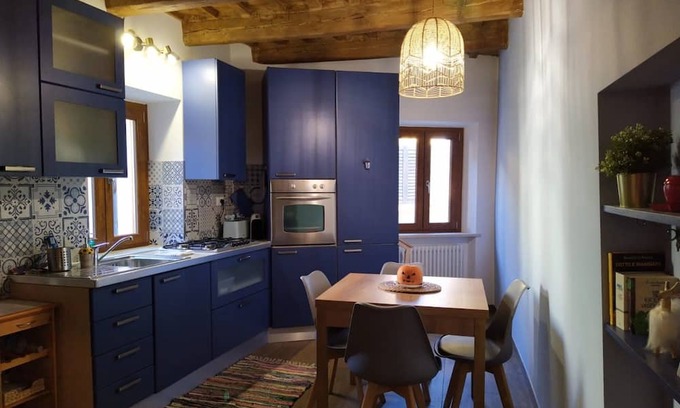 Macerata Apartamento | Apartment "Benessere e Beatitudine 4 Elementi" with Wi-Fi & A/C