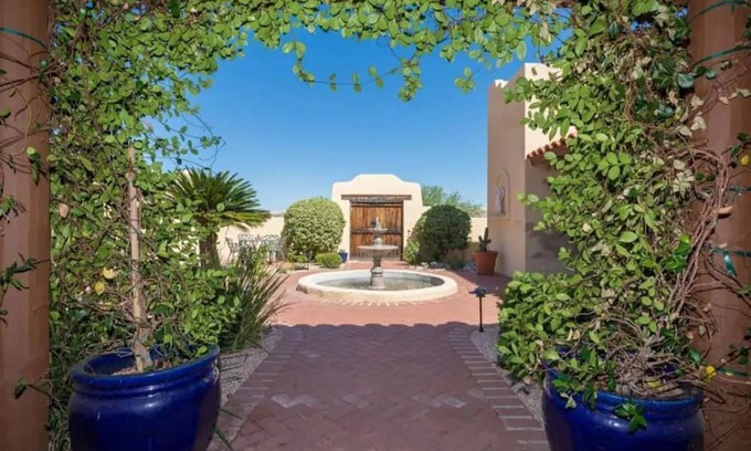 Montana Vista Casa | Green Valley, Gorgeous Mtn Views, Private pool
