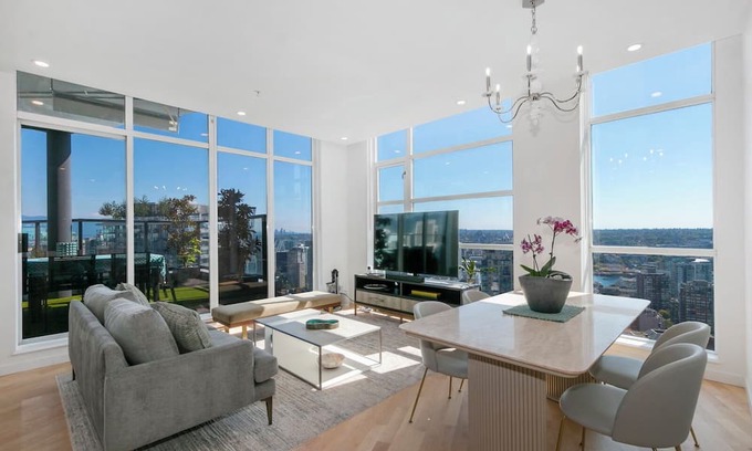 Downtown Vancouver Condominio | D18 - Amazing 2 Bed Prestigious Residence!!