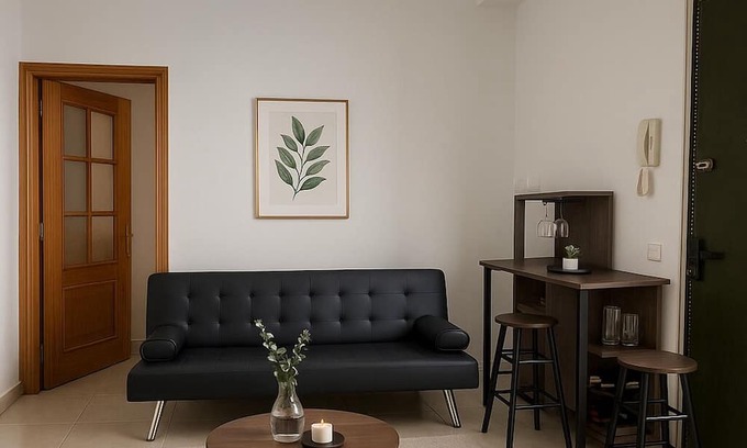 Ciudad Jardin Apartamento | Bright and comfortable apartment in the heart of Madrid