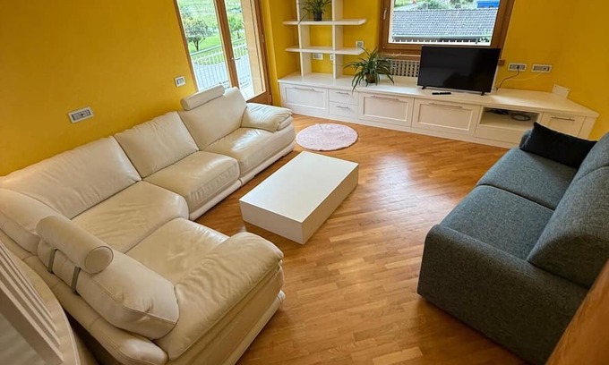 Mazzo di Valtellina Apartamento | At the foot of the Mortirolo