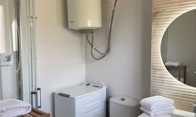 Aguadulce Apartamento | Renovated Calma Mediterranea apartment, 8 minutes from the beach