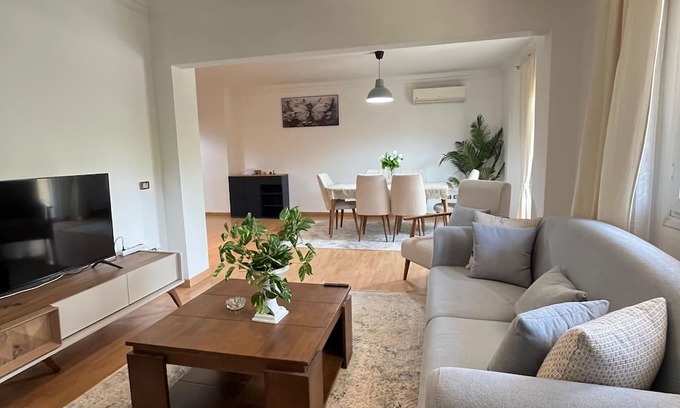 Sheikh Zayed City Apartamento | VESTA - Luxury APT - 2BR - Zayed Dunes