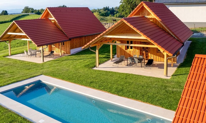 Rassach Casa | Chalet in Stainz mit Pool