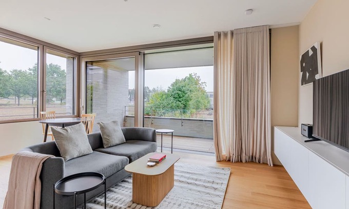 Kirchberg Apartamento | Blueground | Kirchberg, balcony, nr Parc de Merl