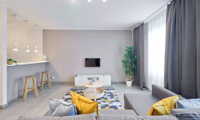 Lower Town Apartamento | Elegant Apt in Grand Place Center 5