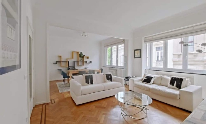 Postel Apartamento | Bright 1BR flat in Saint-Gilles