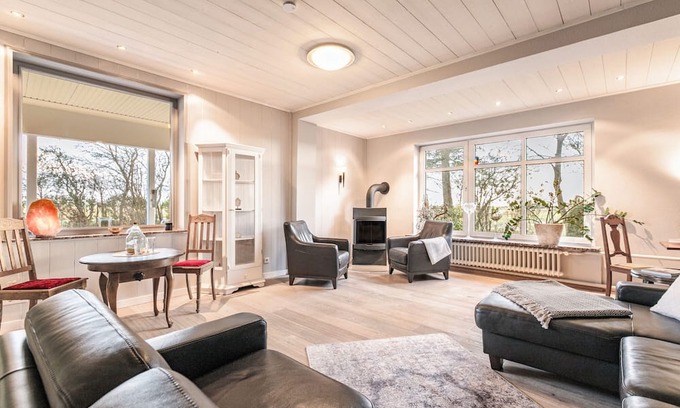 Cecilienkoog Apartamento | Apartment 'Denkerhof Auszeit' with Shared Garden and Wi-Fi
