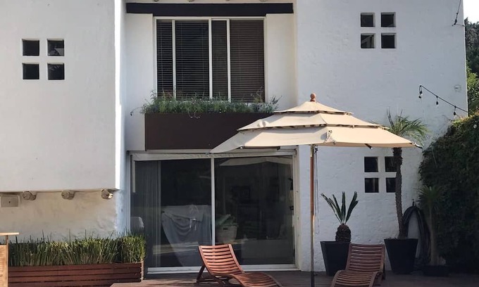 Los Limoneros Casa | Casa Paraíso en la ciudad de la eterna primavera