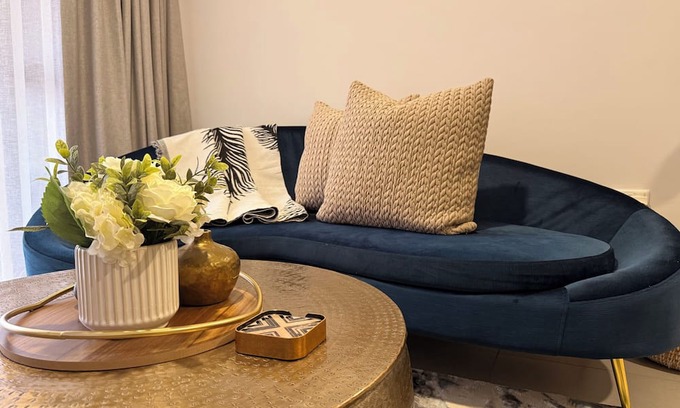Gaborone Apartamento | Urban Bleu | Stylish 1-Bed Apartment in Gaborone, Perfect for Business & Leisure