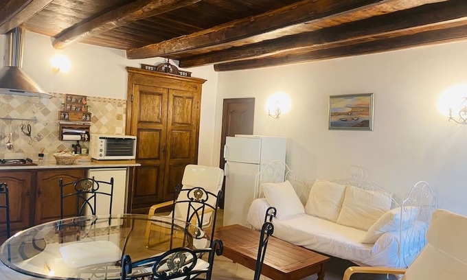 Luri Apartamento | 👉 Cap Corse -30% : Bright apartment with terrace facing the Seneca tower