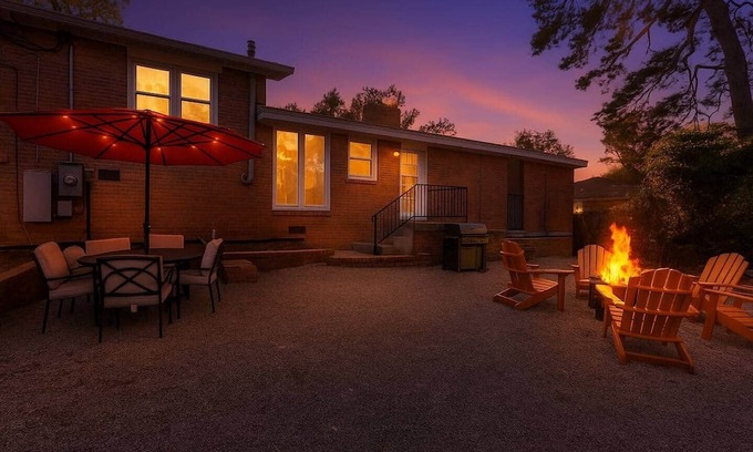 Columbia Casa | Orange Pit - 3BD 2BA Luxury Retreat - West Cola