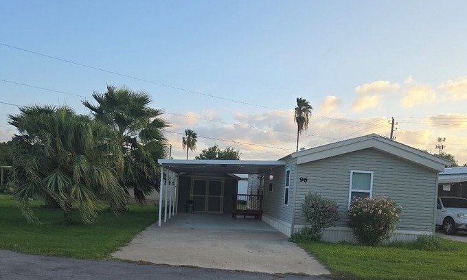 Mission Casa | Charming 2-bedroom house in nice gated community with AC , shared swiming pool