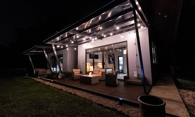 Bijagua Cabina | Cozy Lodge near Río Celeste with AC