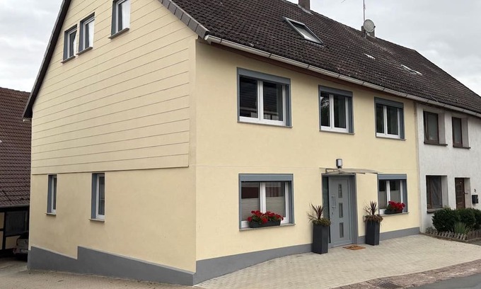 Kreiensen Apartamento | Ferienwohnungen am Grannenhof - Holiday apartment with balcony, 80 sqm
