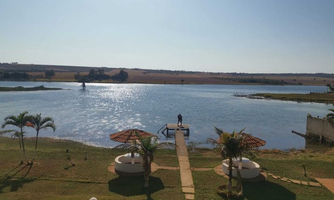 Planaltina Casa | 🏡 Lagoon Refuge: Leisure and Comfort for Large Groups and your family!