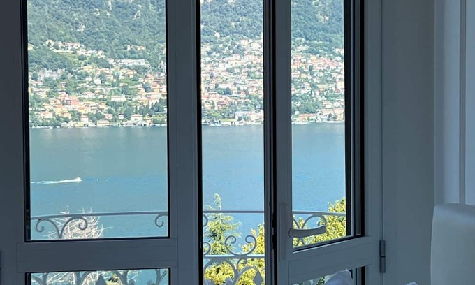 Blevio Apartamento | L'étoile du Lac - Elegant Apartment with View on the Lake Como and Concierge