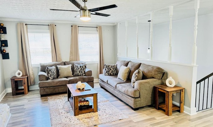 Douglasville Casa | Home away from Home Spacious 5-bedroom house in Douglasville