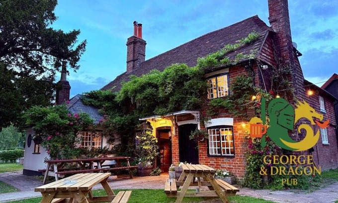 Shipley Apartamento | The George & Dragon Pub - The Apartment