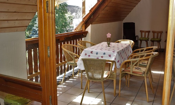 Schwanau Apartamento | Apartment 'Lilly' with Shared Terrace, Shared Garden and Wi-Fi