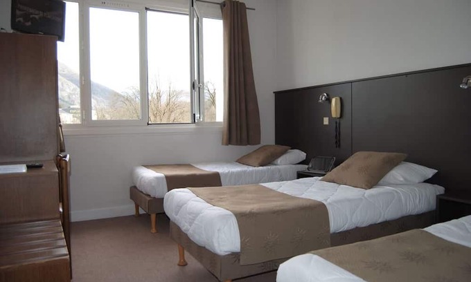 Lourdes Hotel | Dream Stay for Nature Lovers! Cozy & Spacious Unit! Near Top Attractions!