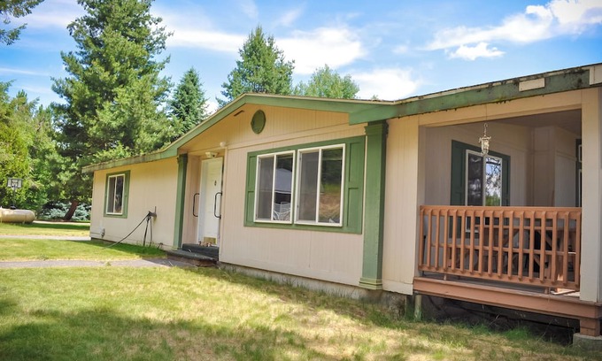 St. Maries Casa | Super Family-Friendly Home in St. Maries, Idaho - Idaho Deer Haven