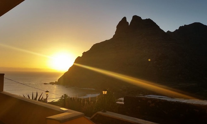 Punta del Hidalgo Apartamento | Apartment in a Privileged Setting.