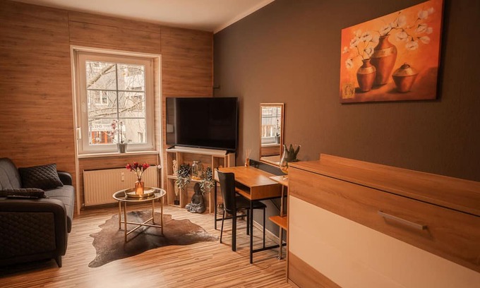 Mitte Apartamento | Apartment '1' with Private Garden and Wi-Fi