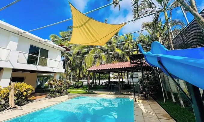 Iztapa Villa | Villa Esperanza en Puerto Iztapa