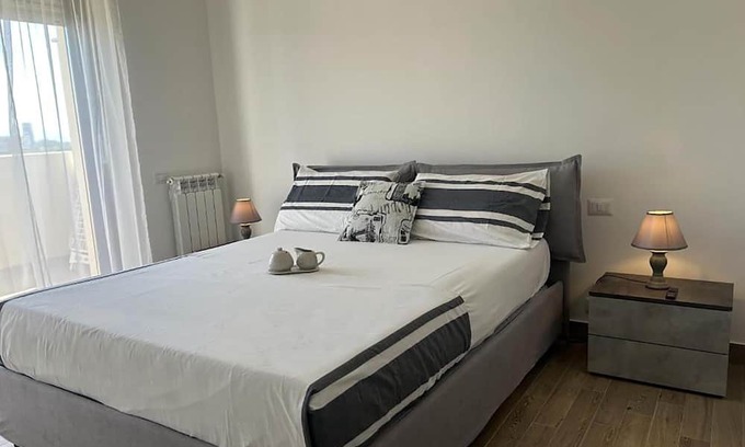 Rome Province Apartamento | Red Sky Apartment - Porta di Roma by Ghor