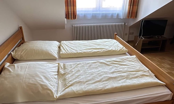 Milbertshofen Casa | Cozy city apartment in Munich Milbertshofen - close to subway & city center