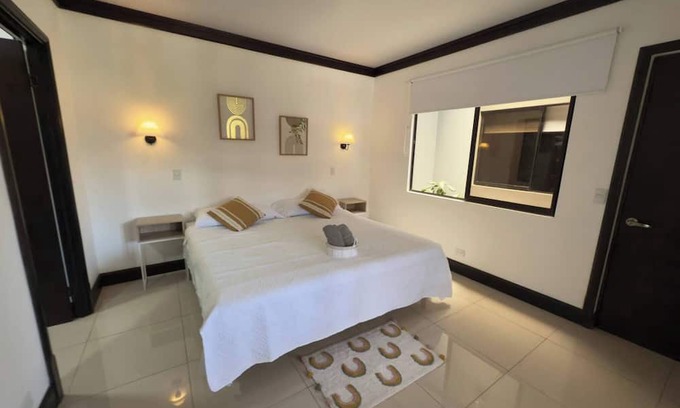 San Pablo de Heredia Casa | Fully Equipped 3 beds 2 cars 20-min airport