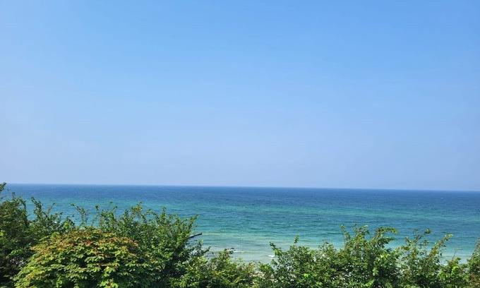 Ostseebad Ahrenshoop Apartamento | In an absolute dream location directly by the sea is our exclusive vacation home