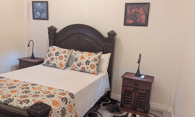 St. John's Casa | Tranquil 3-bedroom house with AC in Saint John's