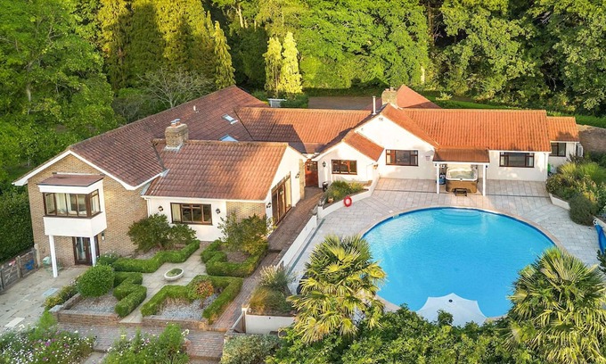 Scaynes Hill Casa | Churchill Country Retreat | By My Getaways
