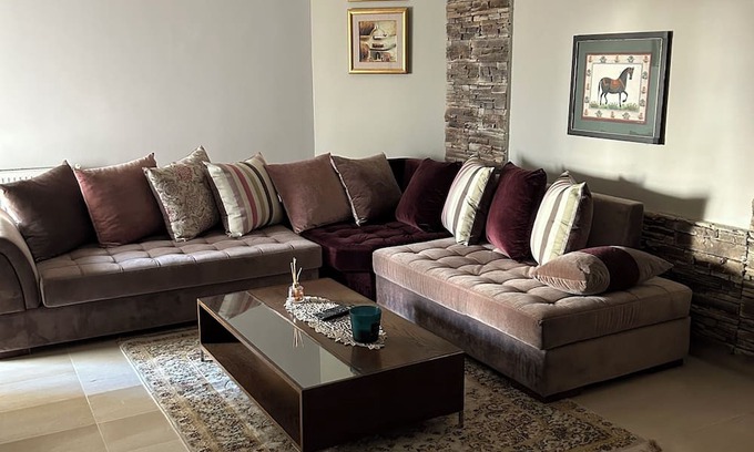 Borj Louzir Apartamento | Opposite the children's play park, 8 km from the airport and 5 minutes from La Marsa.