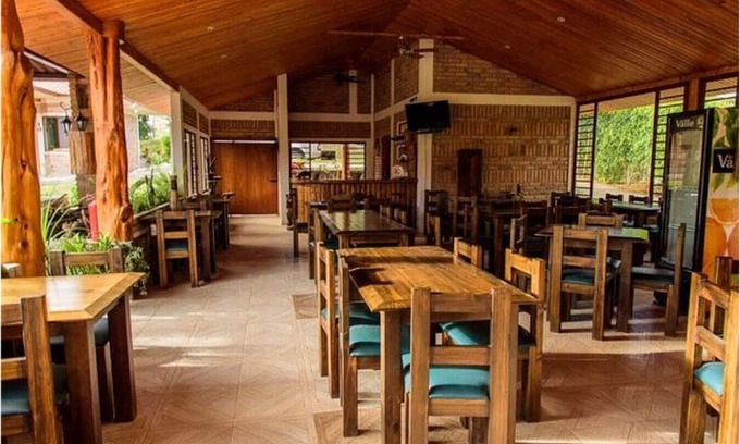 Nabon Apartamento | Retreat Villa with Pool, Jacuzzi, and Pet-Friendly Stay